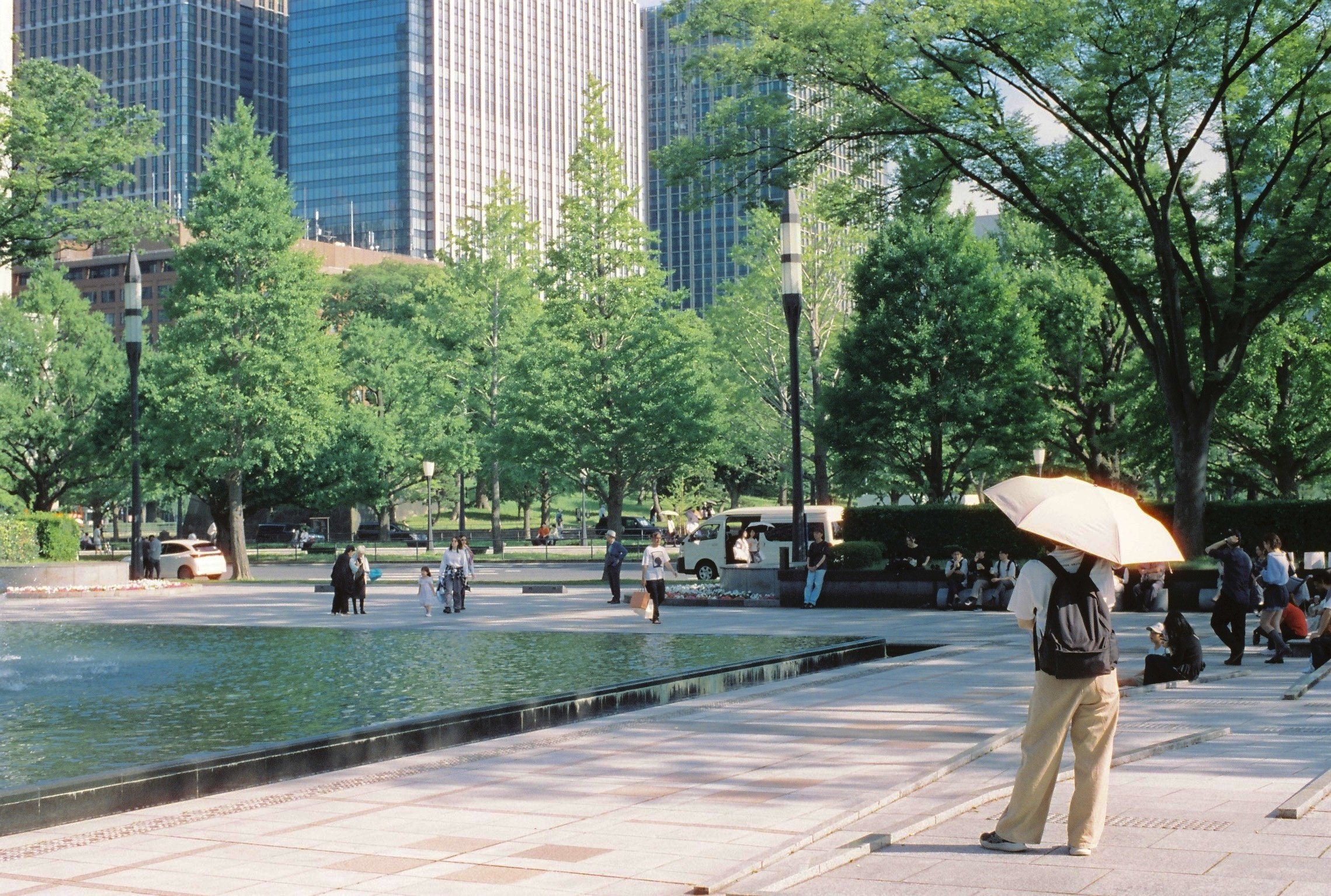 A day in the sun (Pentax LX, 50mm f/1.4)